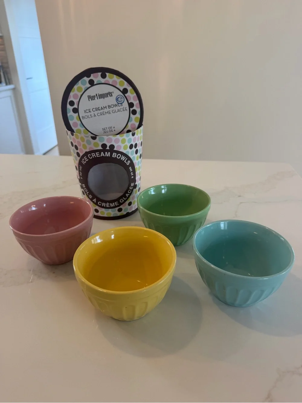 Pier One Ceramic Ice Cream Bowls, Set of 4, New In box, Multicolor, Collectible